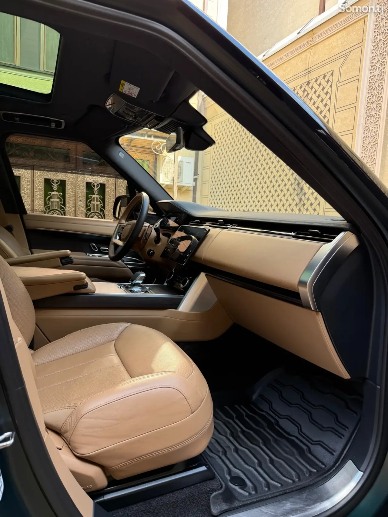 Land Rover Vogue 2024 · 4.4 AT