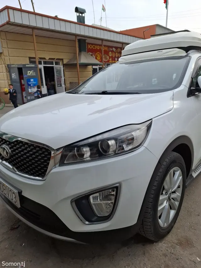 Kia Sorento 2016 · 2.0 AT