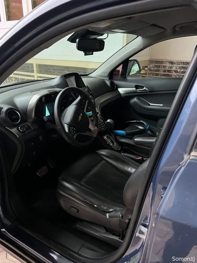 Chevrolet Orlando 2015 · 2.0 AT