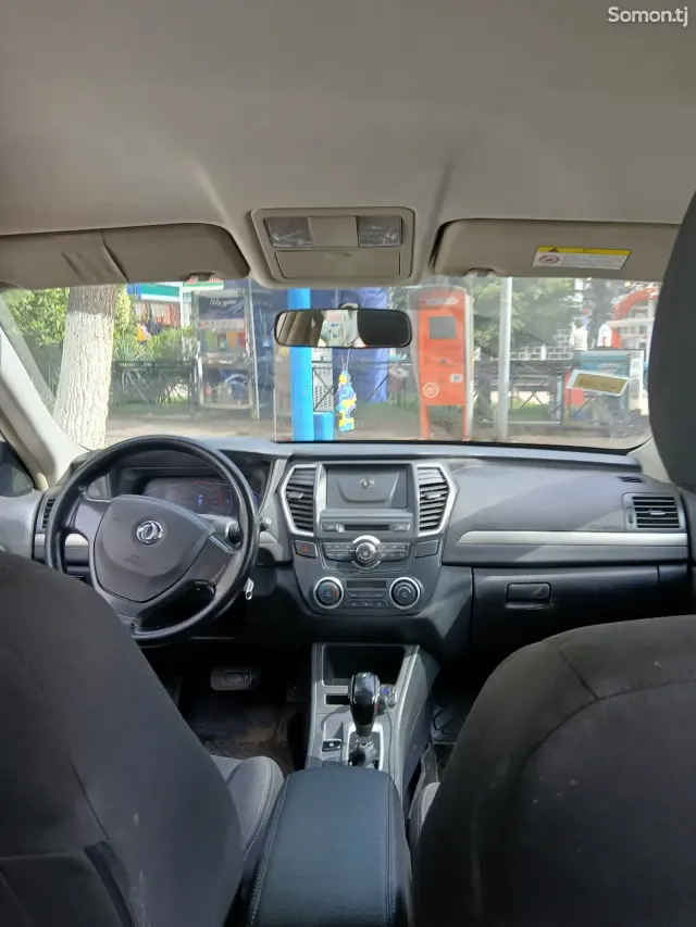 Dongfeng L7 2020 · AT