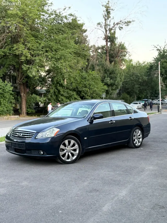 Infiniti M series 2005 · 3.5 AT