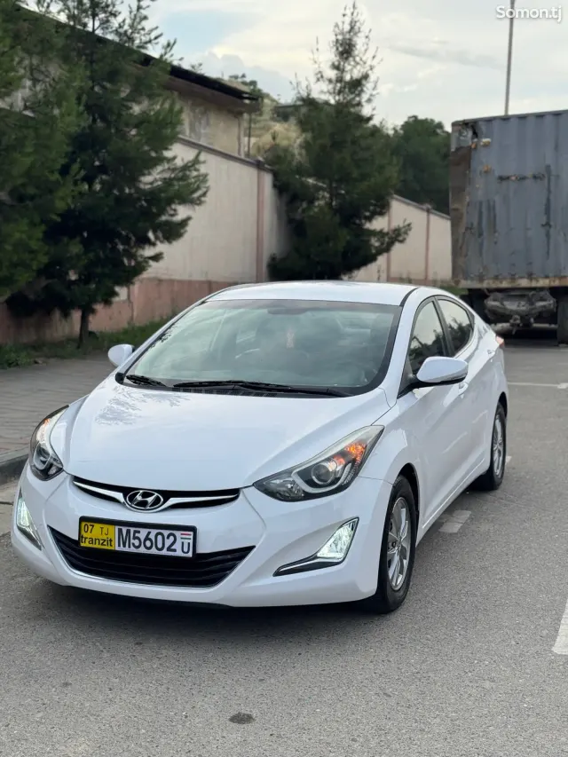 Hyundai Avante 2015 · 1.6 AT