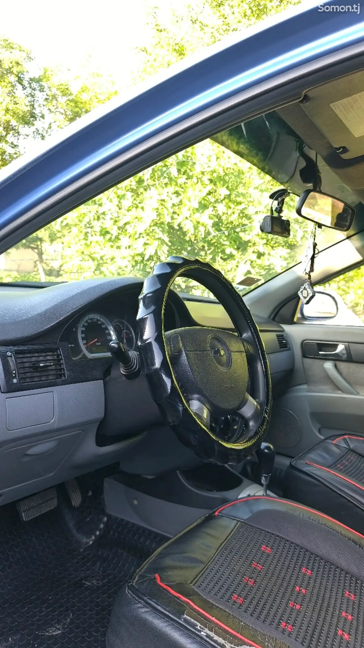 Chevrolet Lacetti 2008 · 1.6 AT