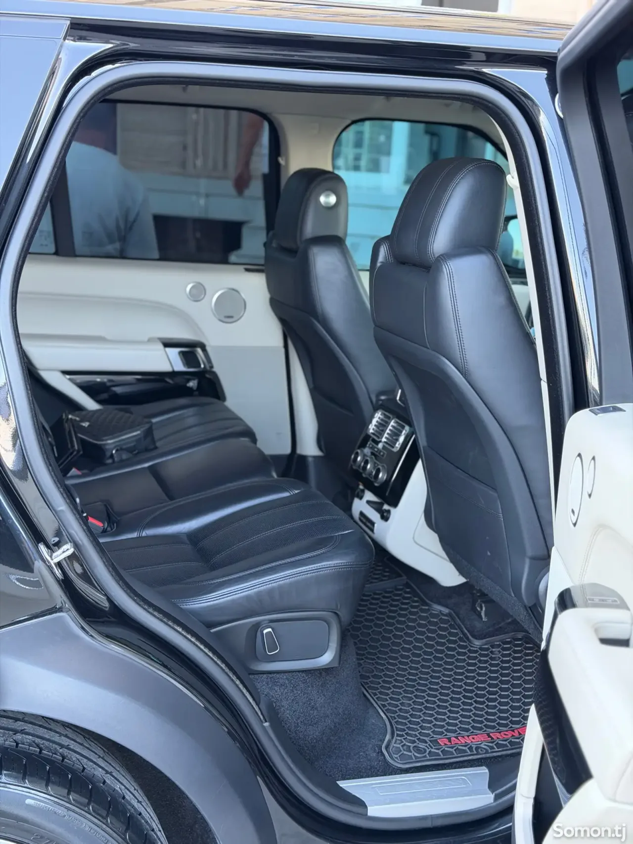 Land Rover Vogue 2014 · 4.4 AT