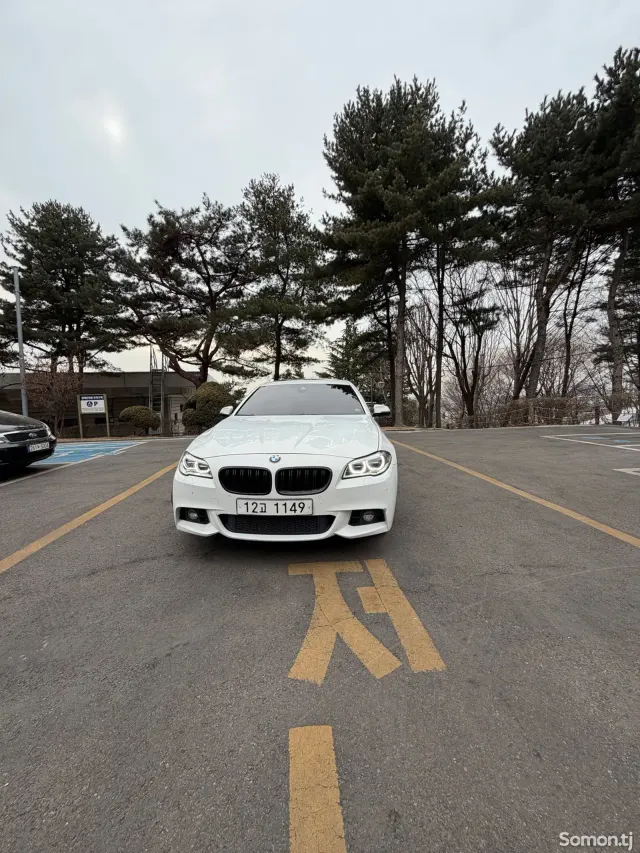 BMW 5 series 2014 · 3.0 AT