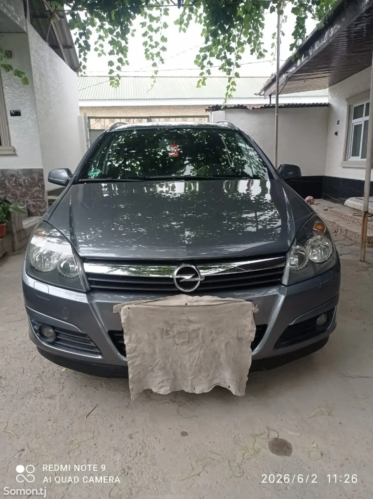 Opel Astra H 2006 · 1.9 MT