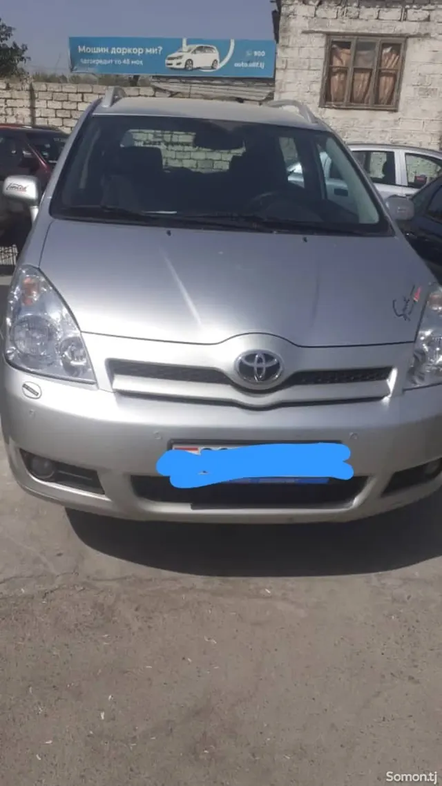 Toyota Verso 2007 · 2.2 MT