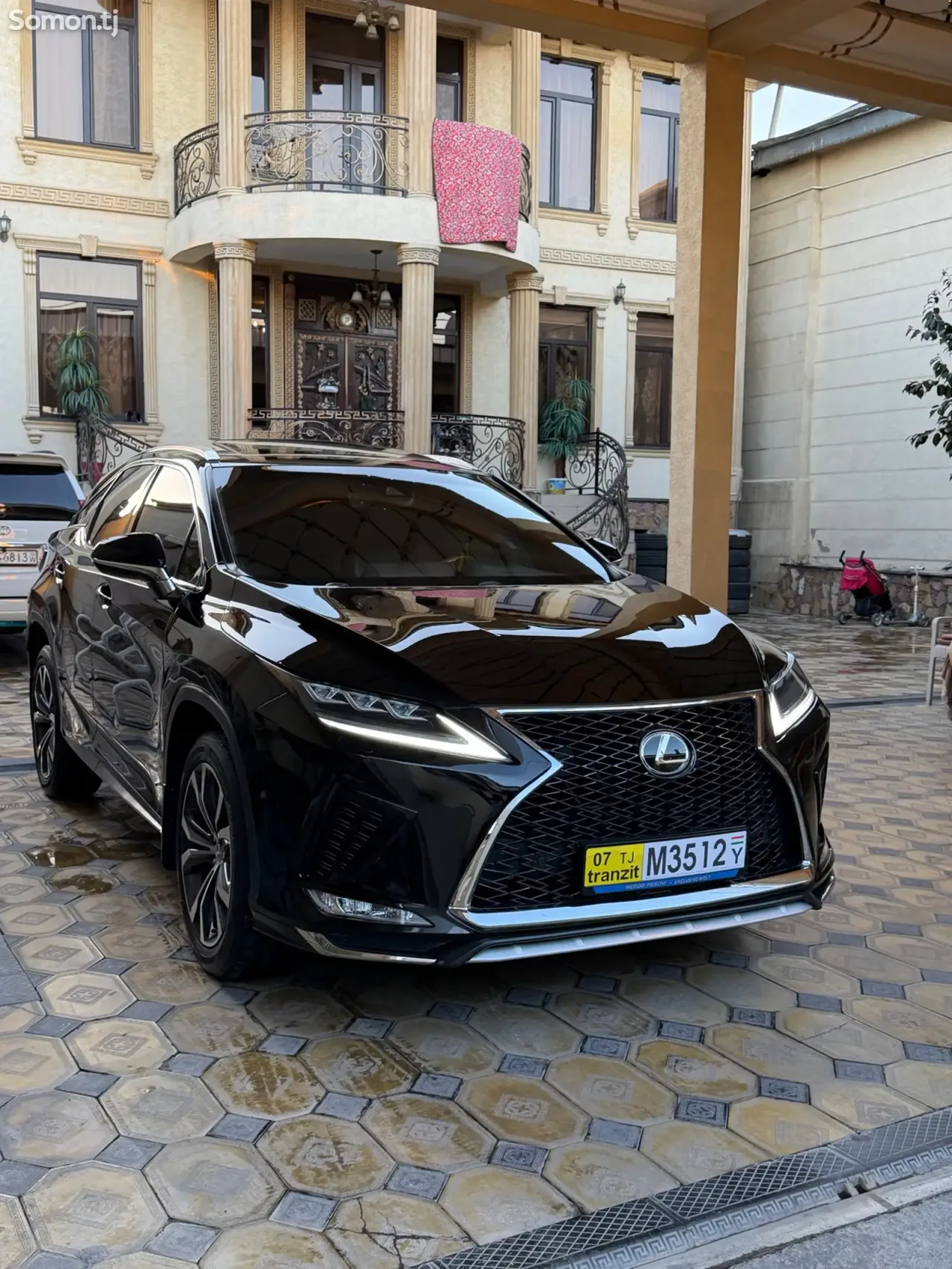Lexus RX series 2017 · 3.5 AT