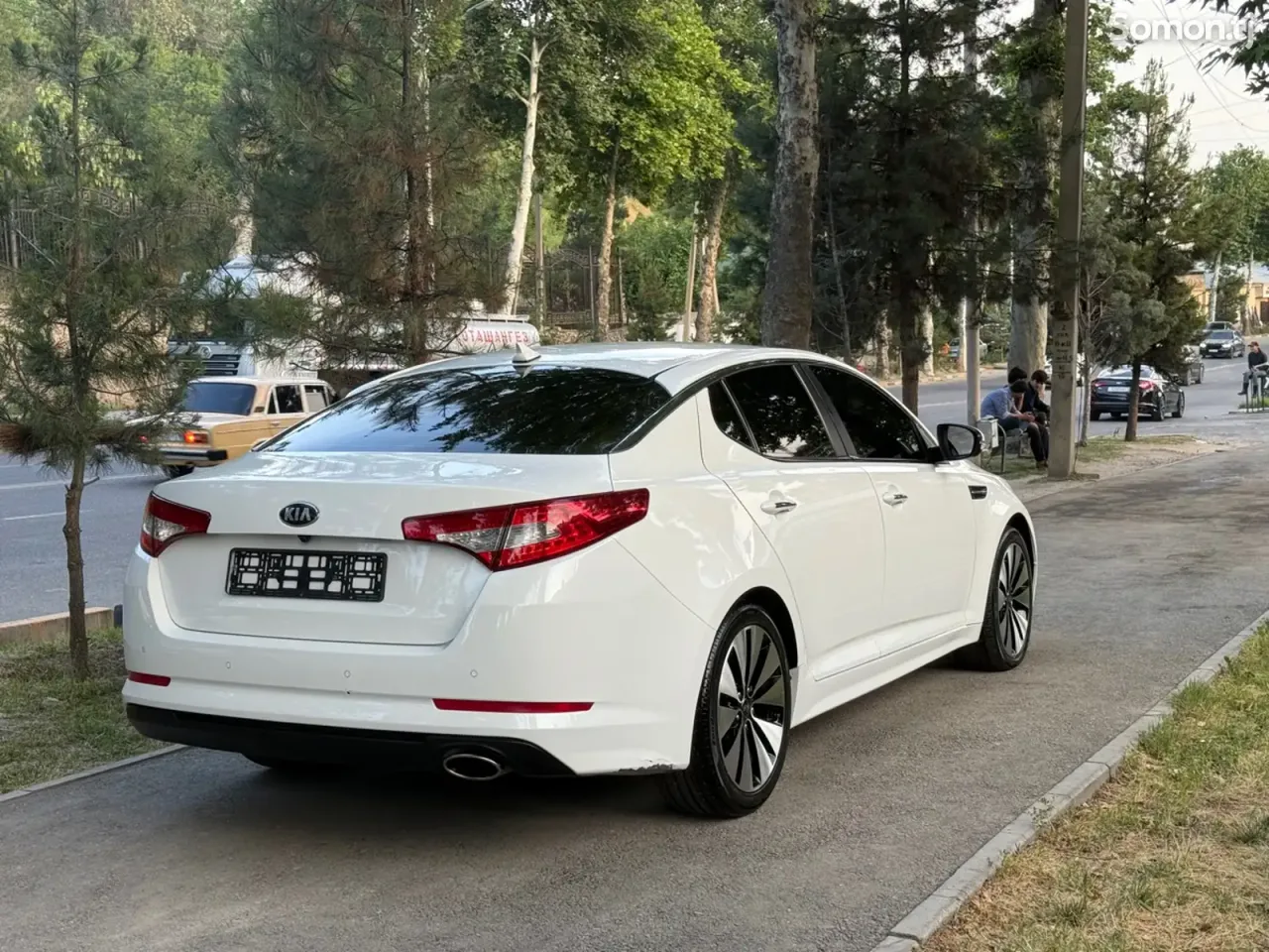 Kia K5 2013 · 2.0 AT