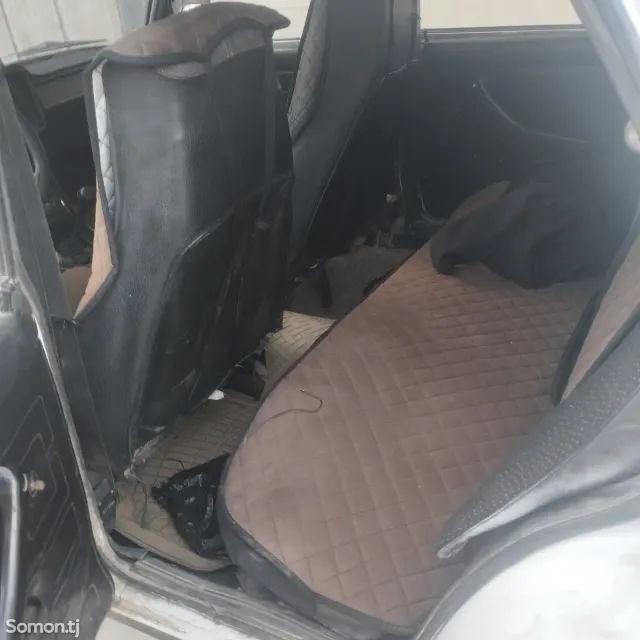 Lada (ВАЗ) 2107 2004 · MT