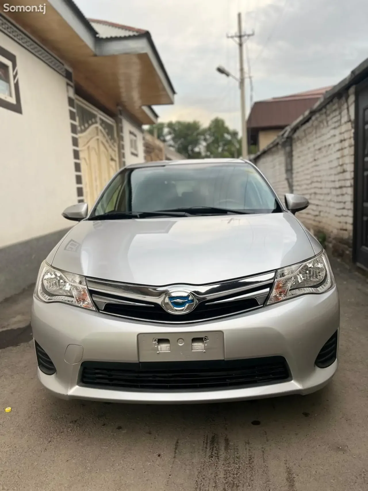 Toyota Fielder 2015 · 1.5 AT