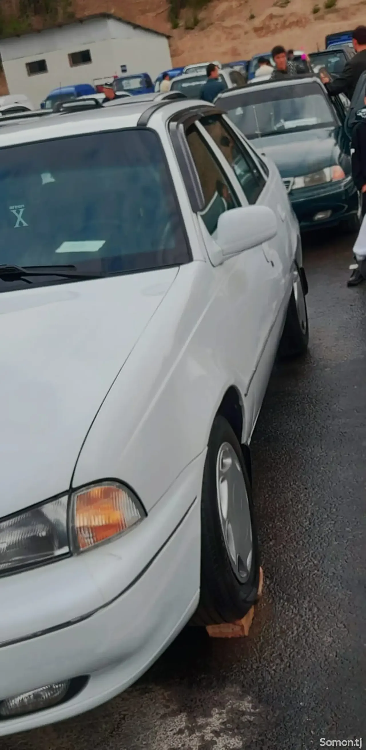 Daewoo Nexia 1995 · 1.5 MT