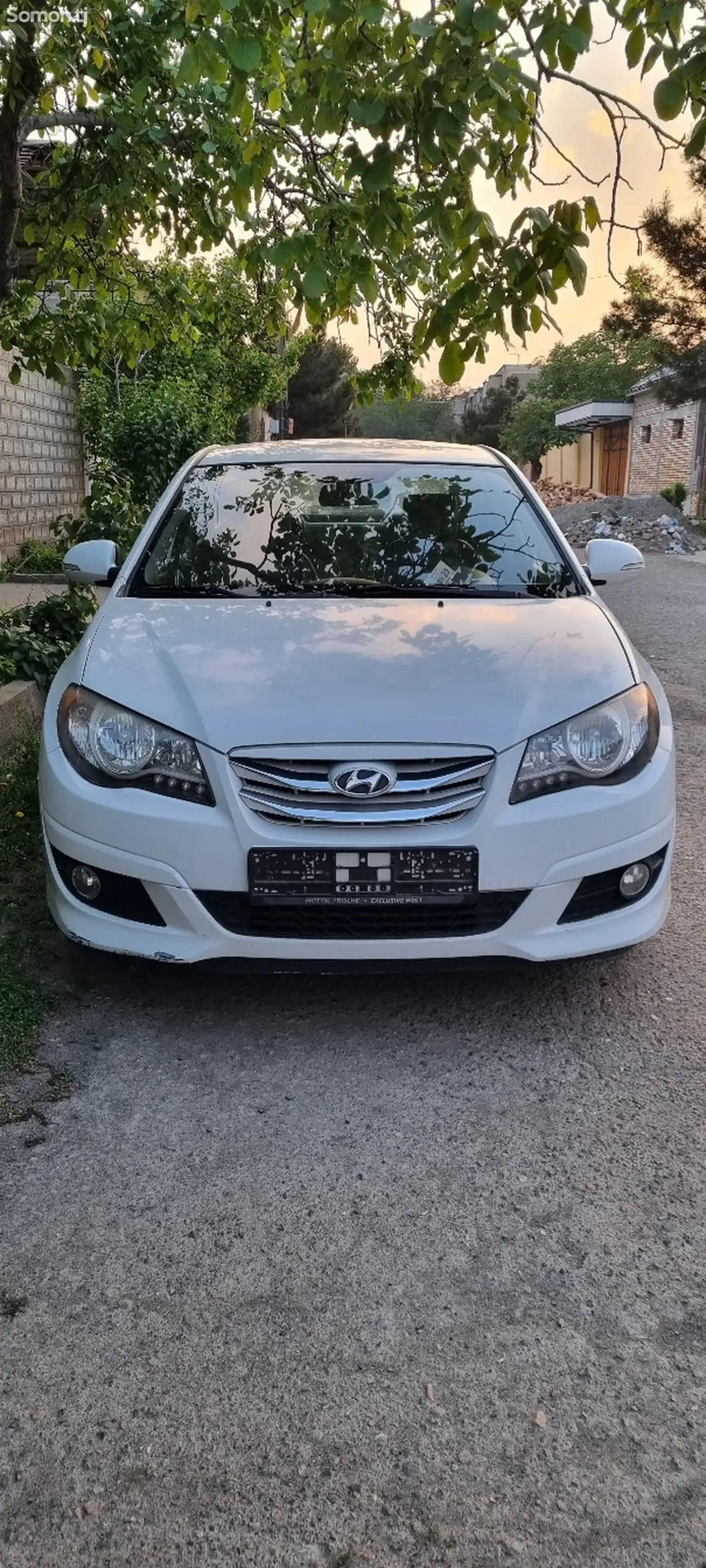 Hyundai Avante 2011 · 1.6 AT