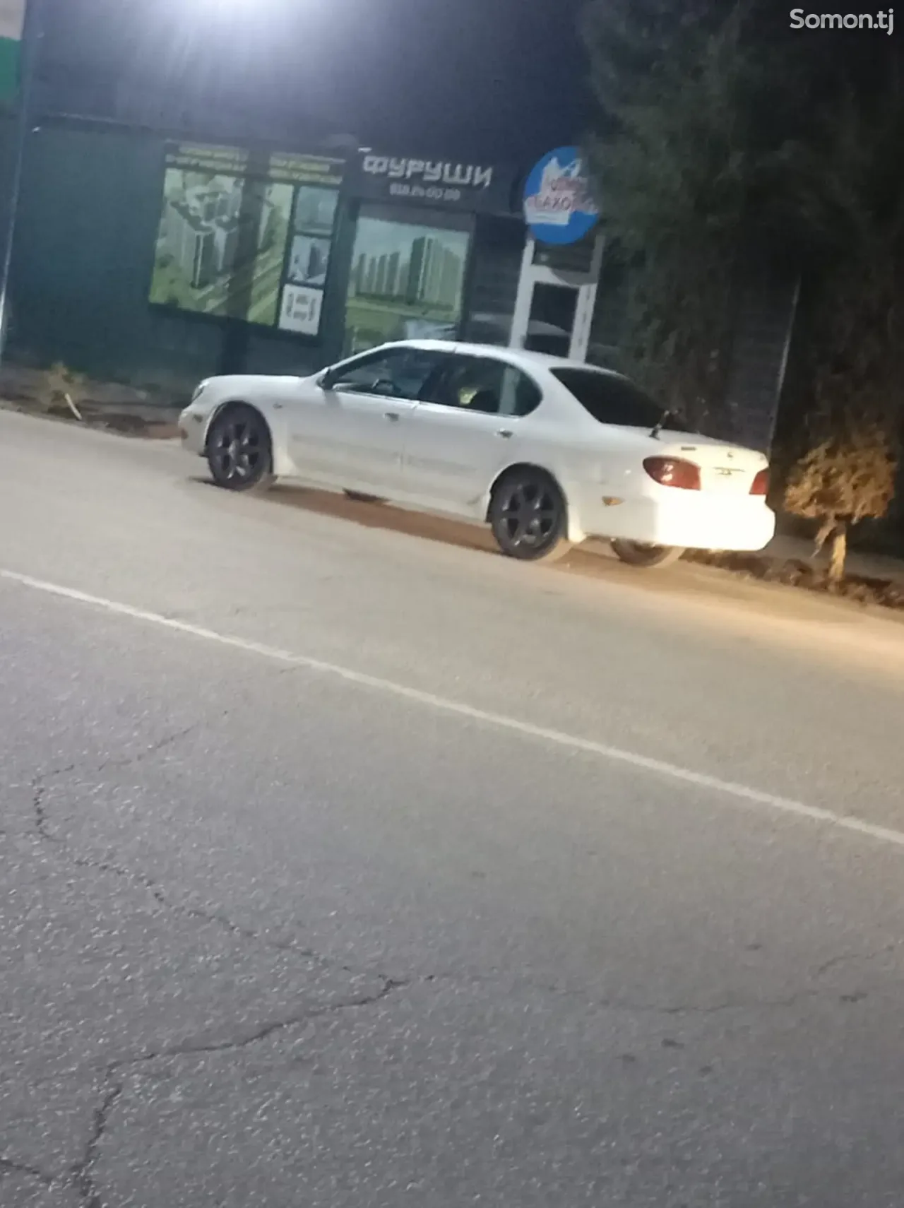 Nissan Maxima 2002 · 3.0 AT