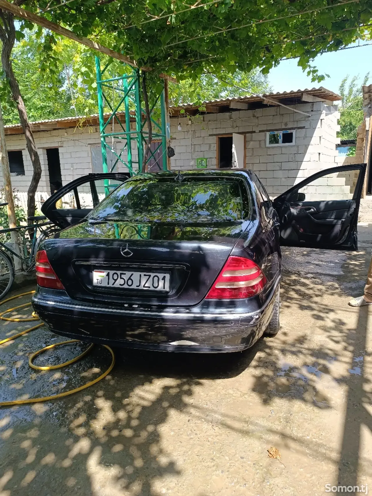 Mercedes-Benz S class 2009 · 2.5 MT