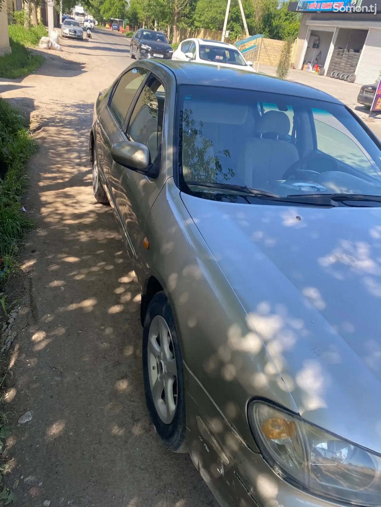 Nissan Maxima 2003 · 2.5 MT