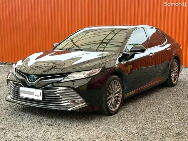 Toyota Camry 2019 · 2.5 AT