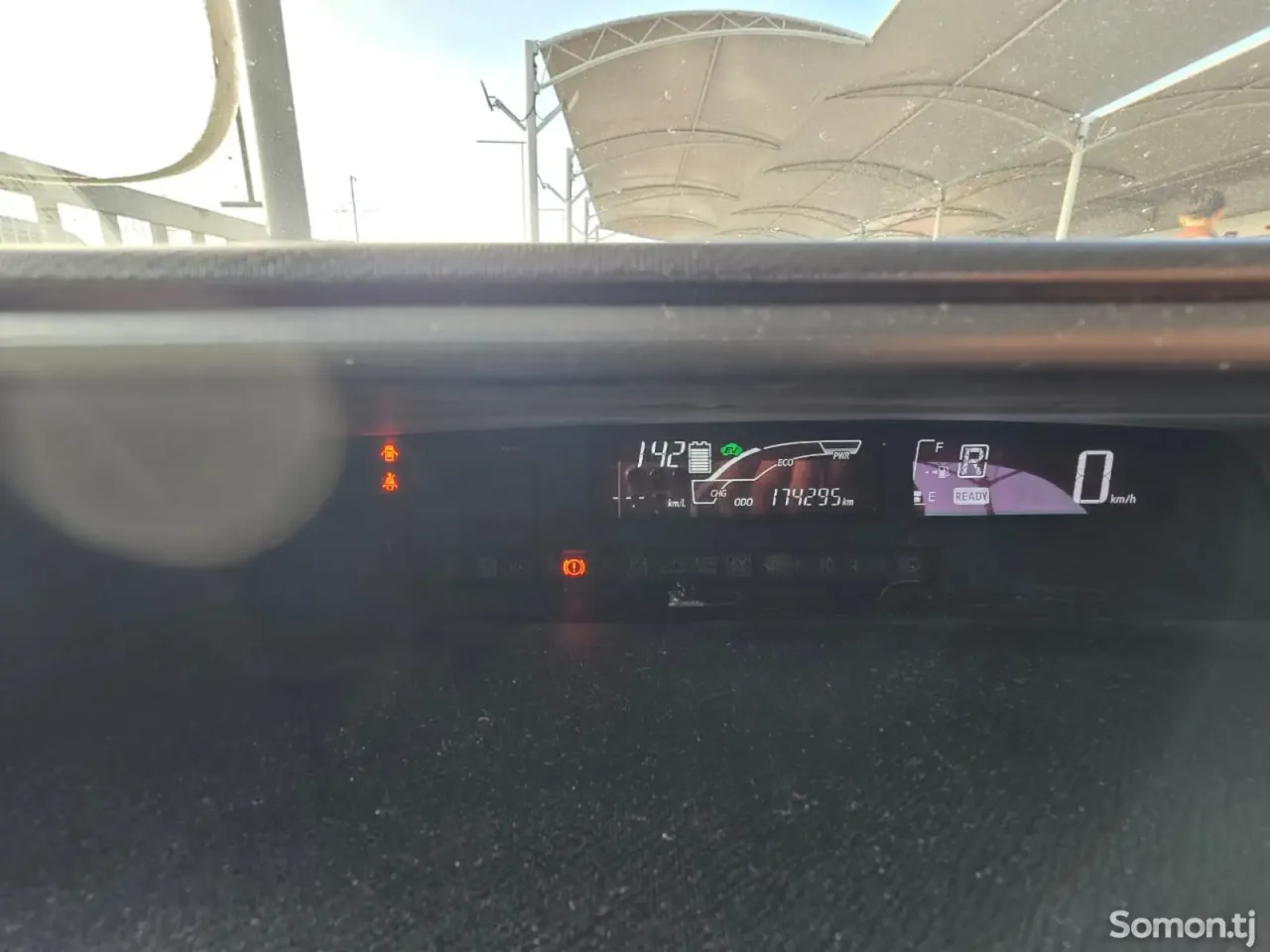 Toyota Aqua 2015 · 1.5 AT