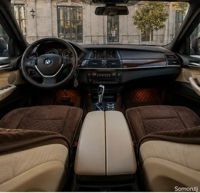 BMW X5 2012 · 3.0 AT