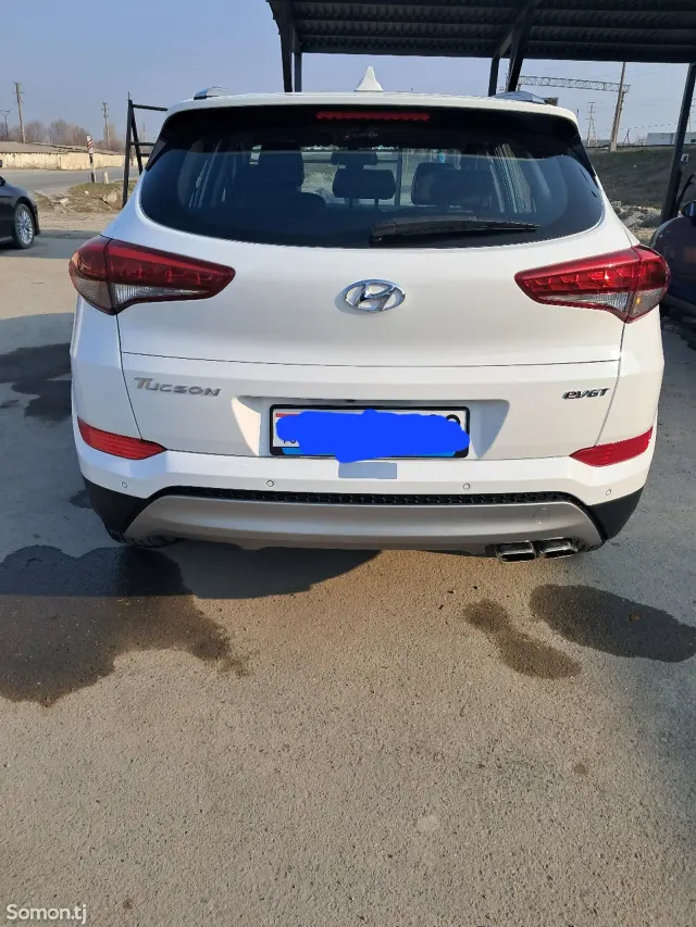 Hyundai Tucson 2017 · 2.0 AT