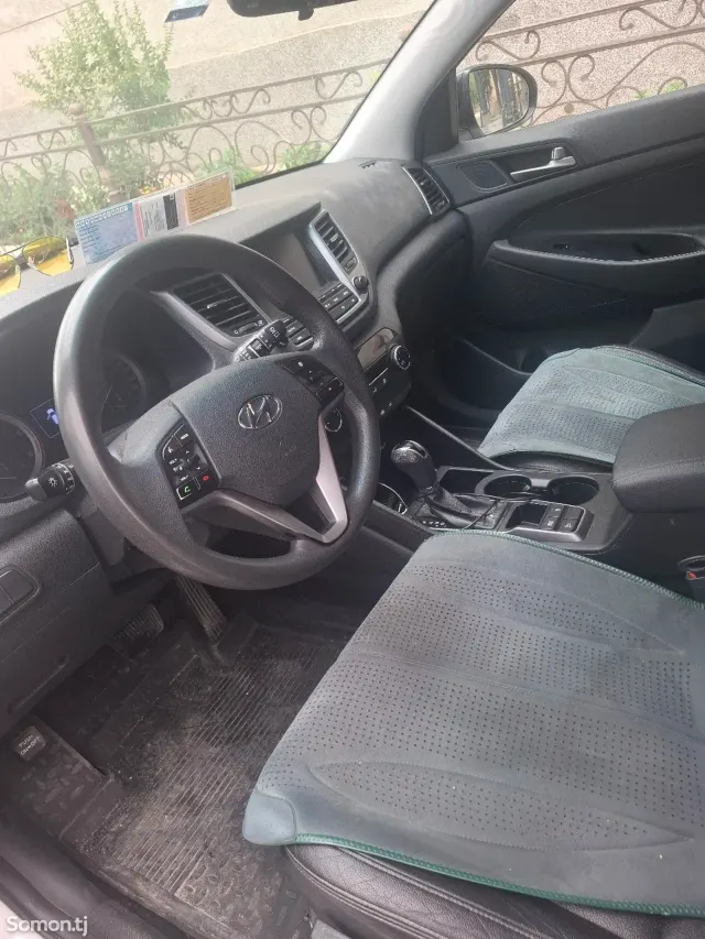 Hyundai Tucson 2018 · 2.0 AT