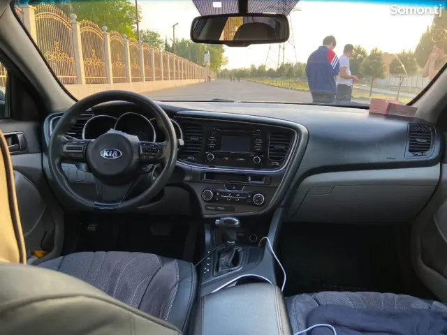 Kia Optima 2015 · 2.4 AT