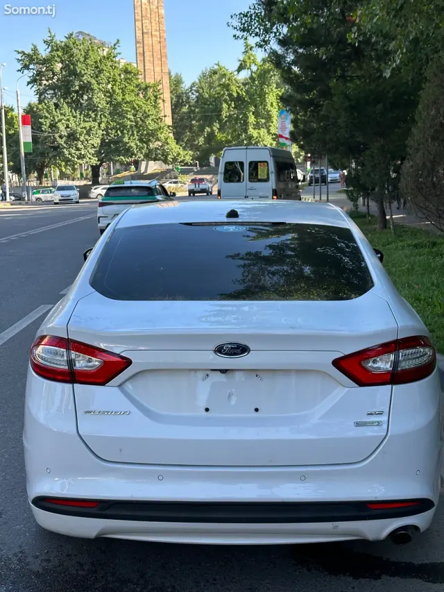 Ford Fusion 2016 · 1.5 AT