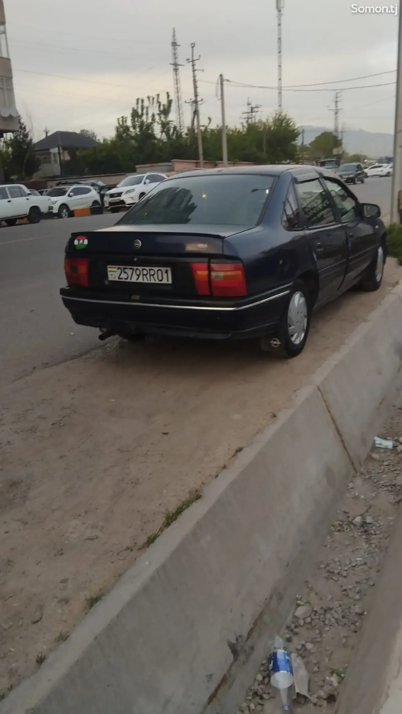 Opel Vectra A 1993 · 1.8 MT