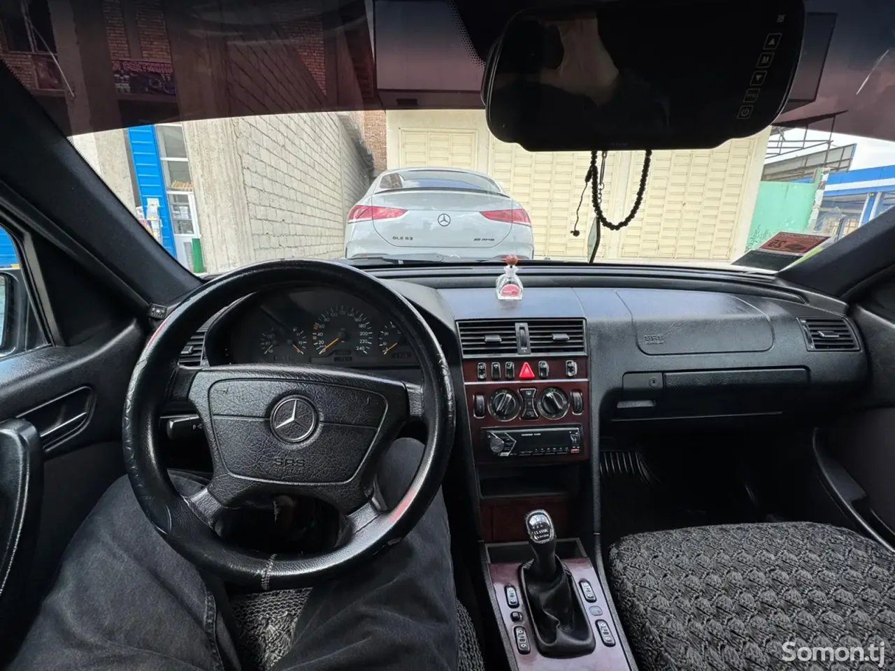 Mercedes-Benz C class 1999 · 1.8 MT