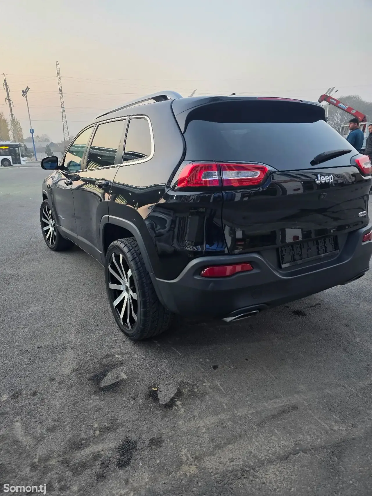 Jeep Cherokee 2017 · 3.0 AT
