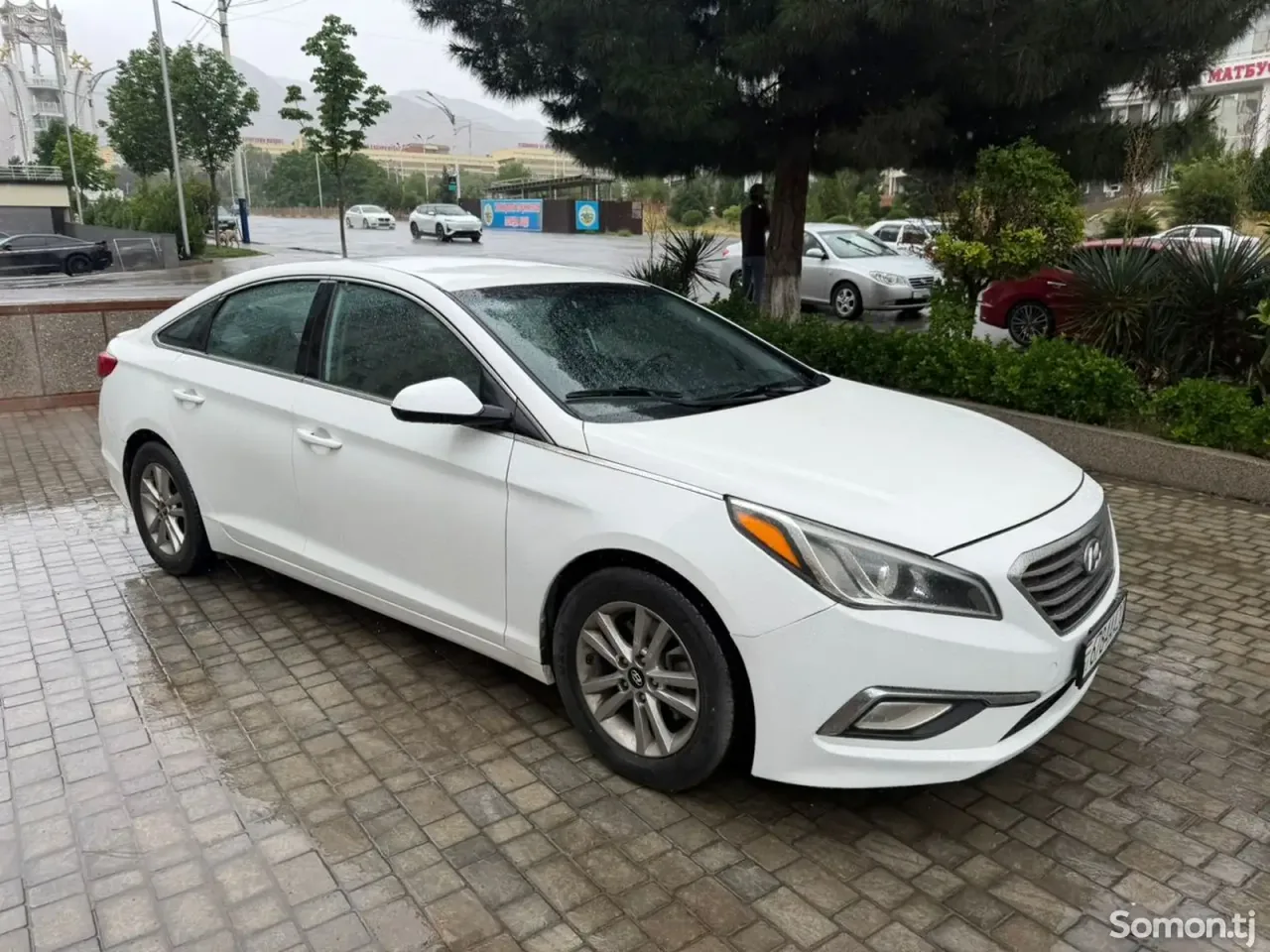 Hyundai Sonata 2017 · 2.4 AT