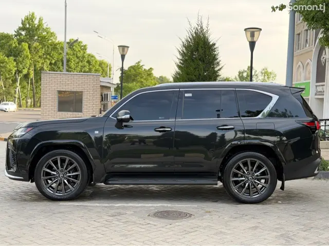 Lexus LX series 2025 · 3.3 AT
