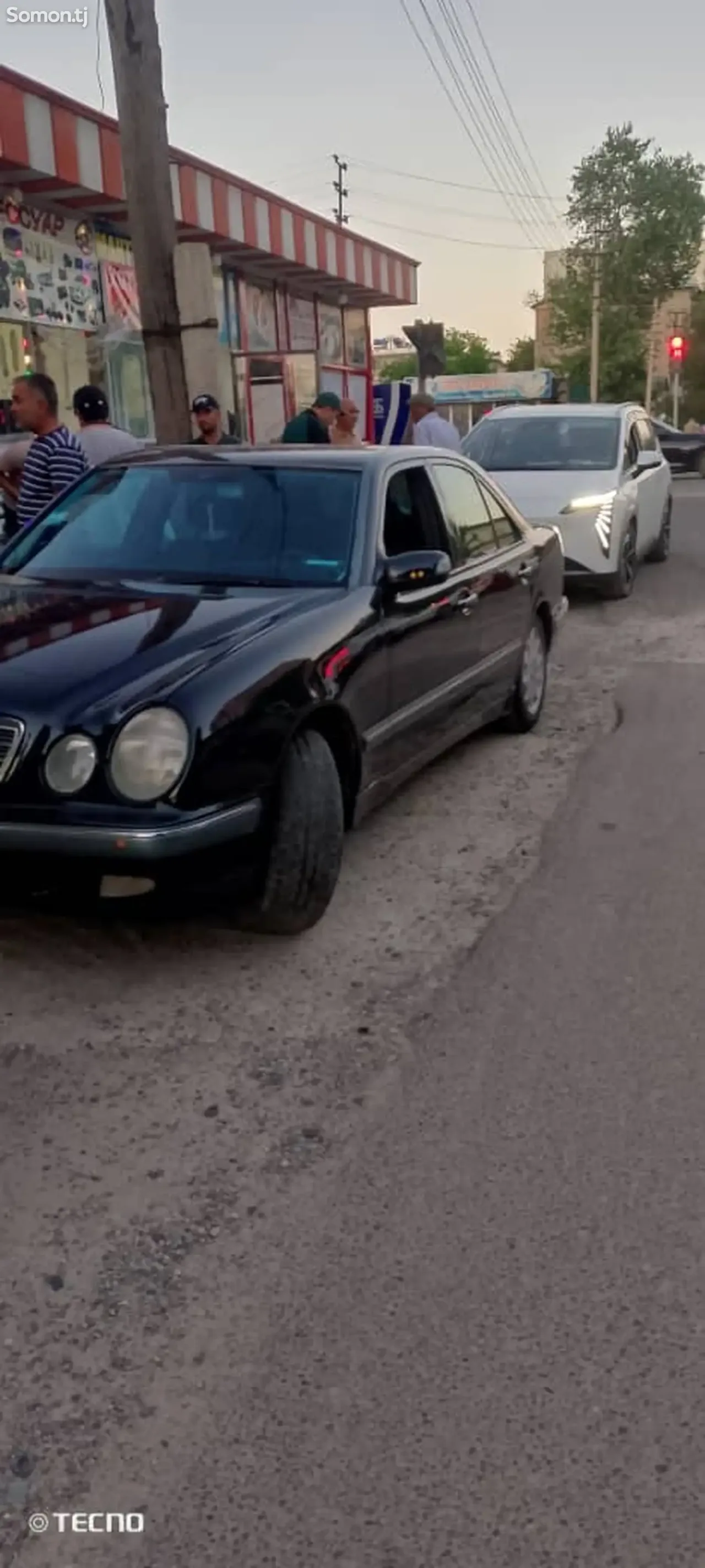 Mercedes-Benz E class 1999 · 2.0 MT
