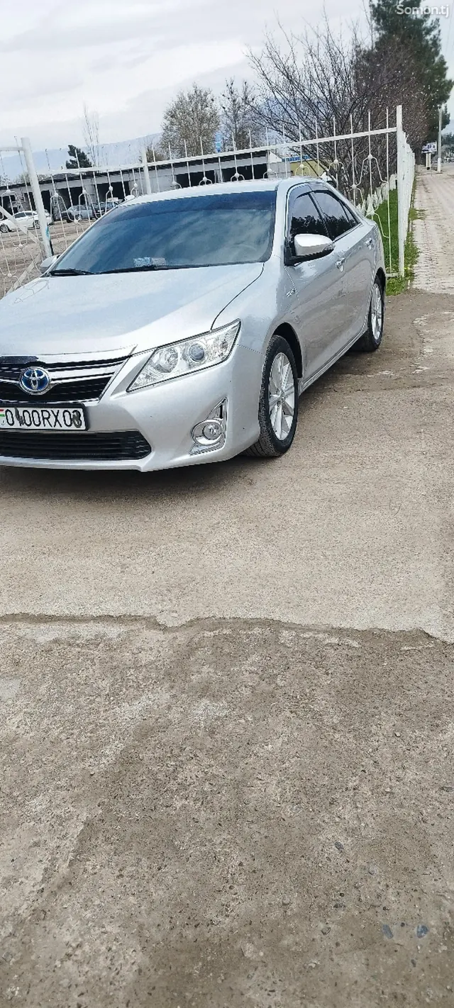 Toyota Camry 2014 · 2.5 AT