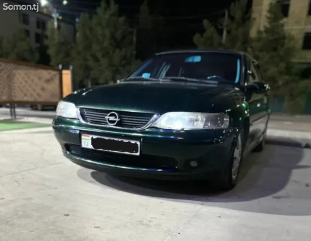 Opel Vectra B 1999 · 1.6 MT