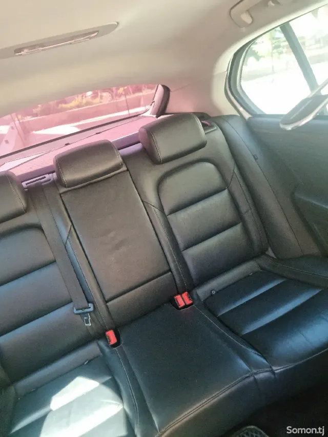 Skoda Superb 2014 · 1.8 AT