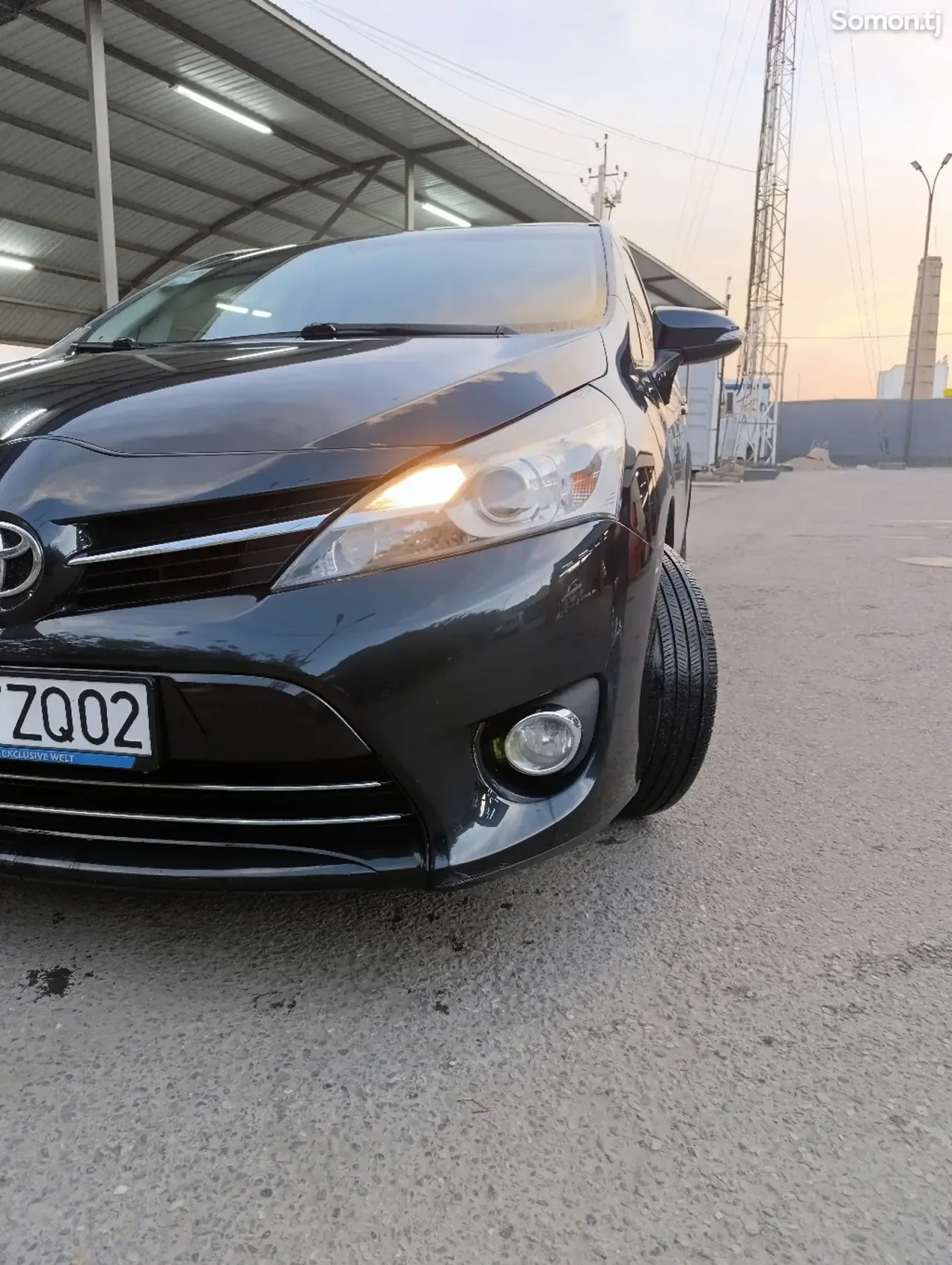 Toyota Verso 2014 · 1.6 MT