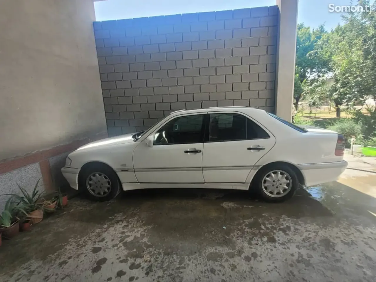 Mercedes-Benz C class 1998 · 0.4 AT