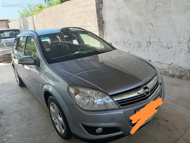 Opel Astra H 2008 · 1.8 AT