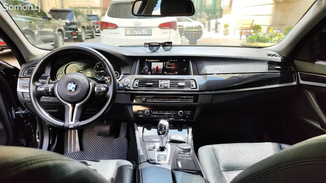 BMW 5 series 2015 · 2.0 AT