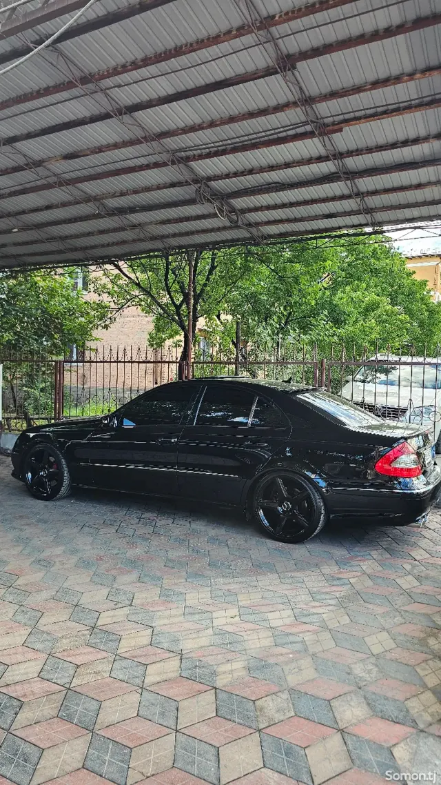 Mercedes-Benz E class 2007 · 3.5 AT