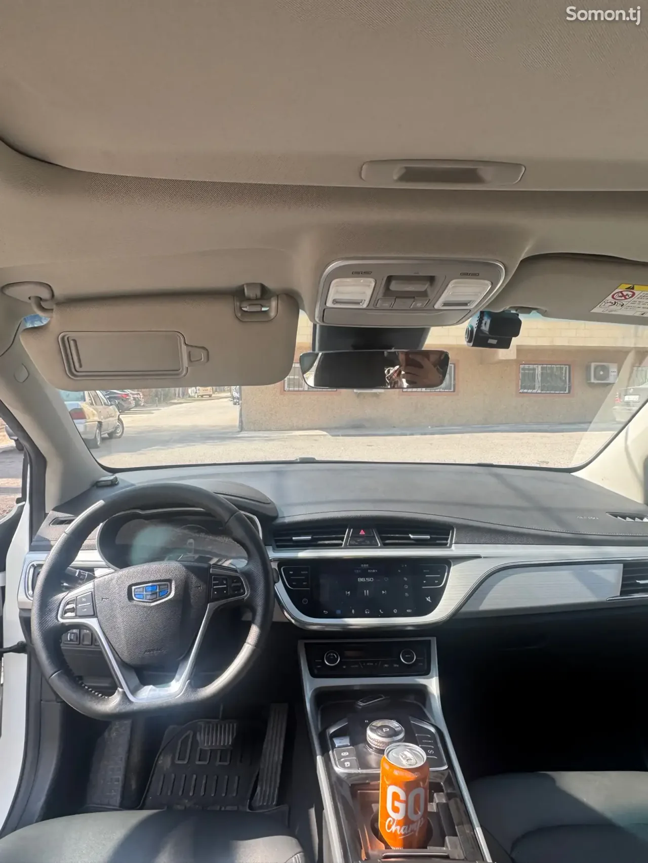 Geely Emgrand 2019 · AT