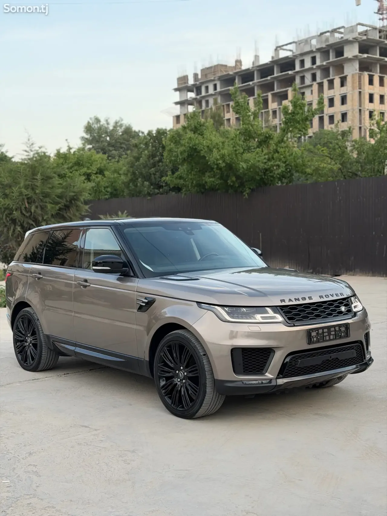 Land Rover Range Rover Sport 2018 · 3.0 AT