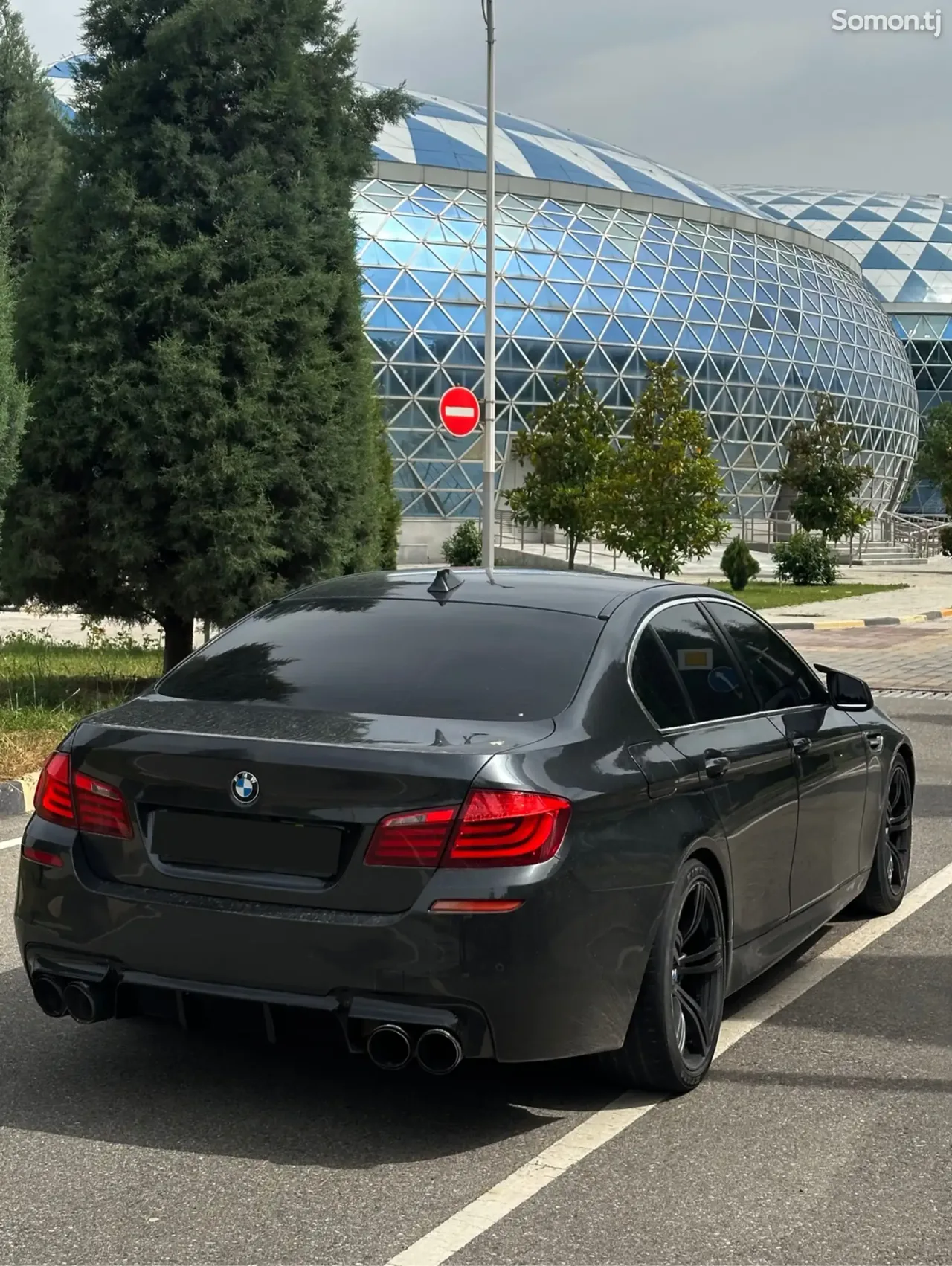 BMW 5 series 2012 · 2.0 AT
