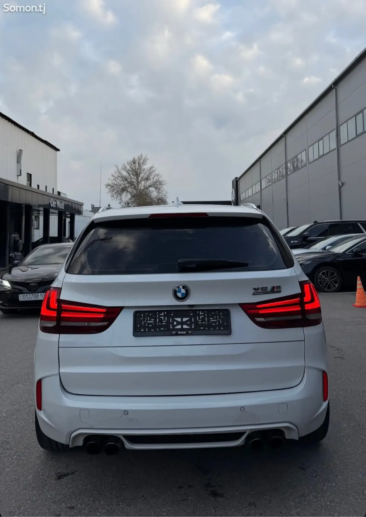 BMW X5 M 2015 · 4.4 AT
