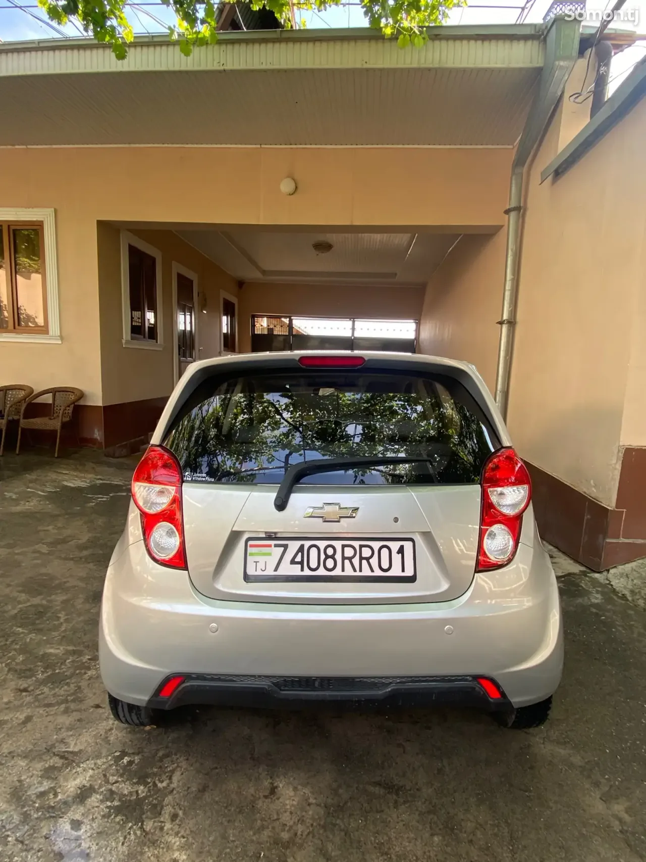 Chevrolet Spark 2015 · 1.1 AT