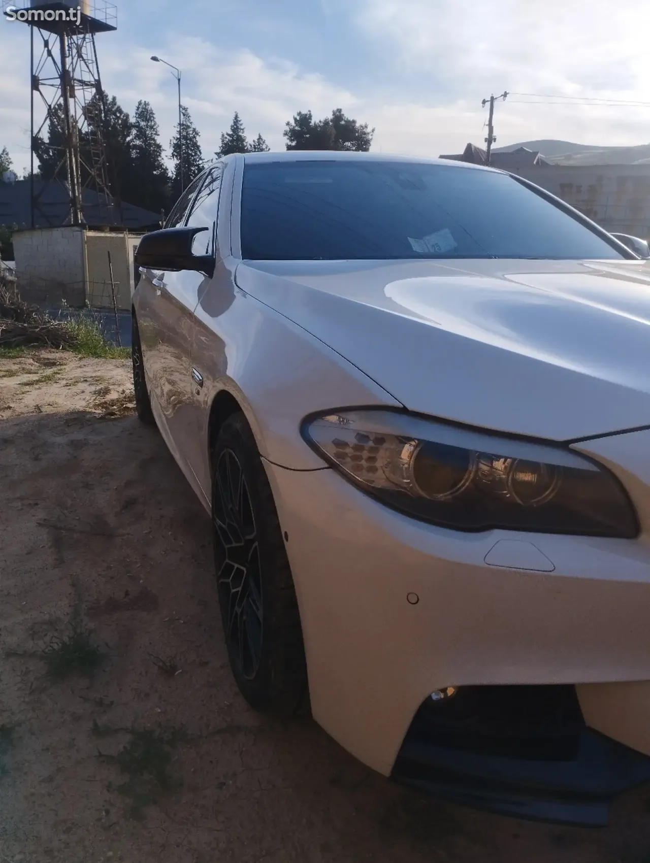 BMW 5 series 2012 · 3.5 AT