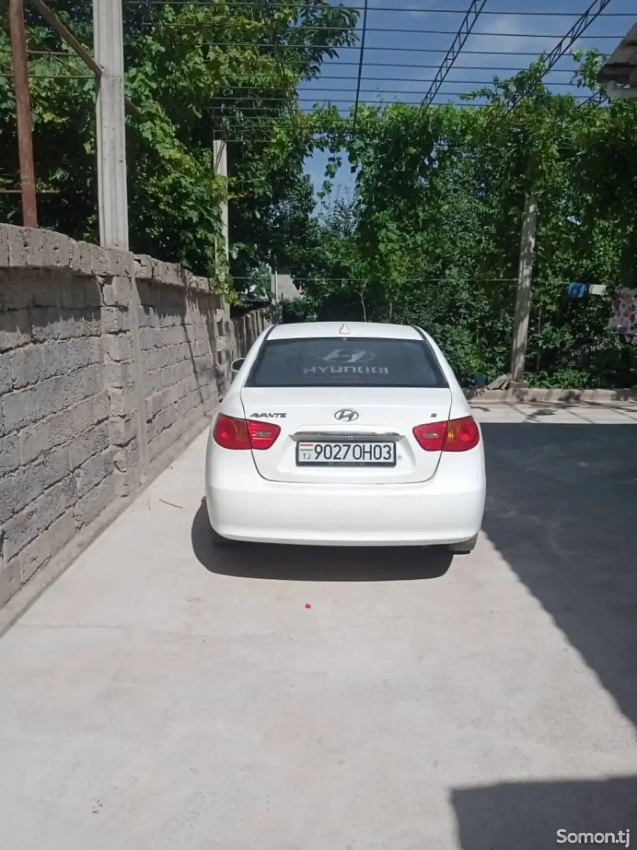 Hyundai Avante 2009 · 1.6 AT
