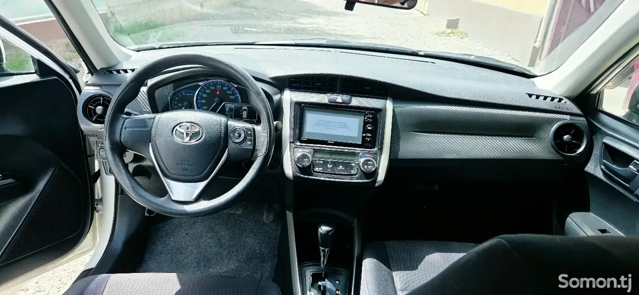 Toyota Fielder 2016 · 1.5 AT