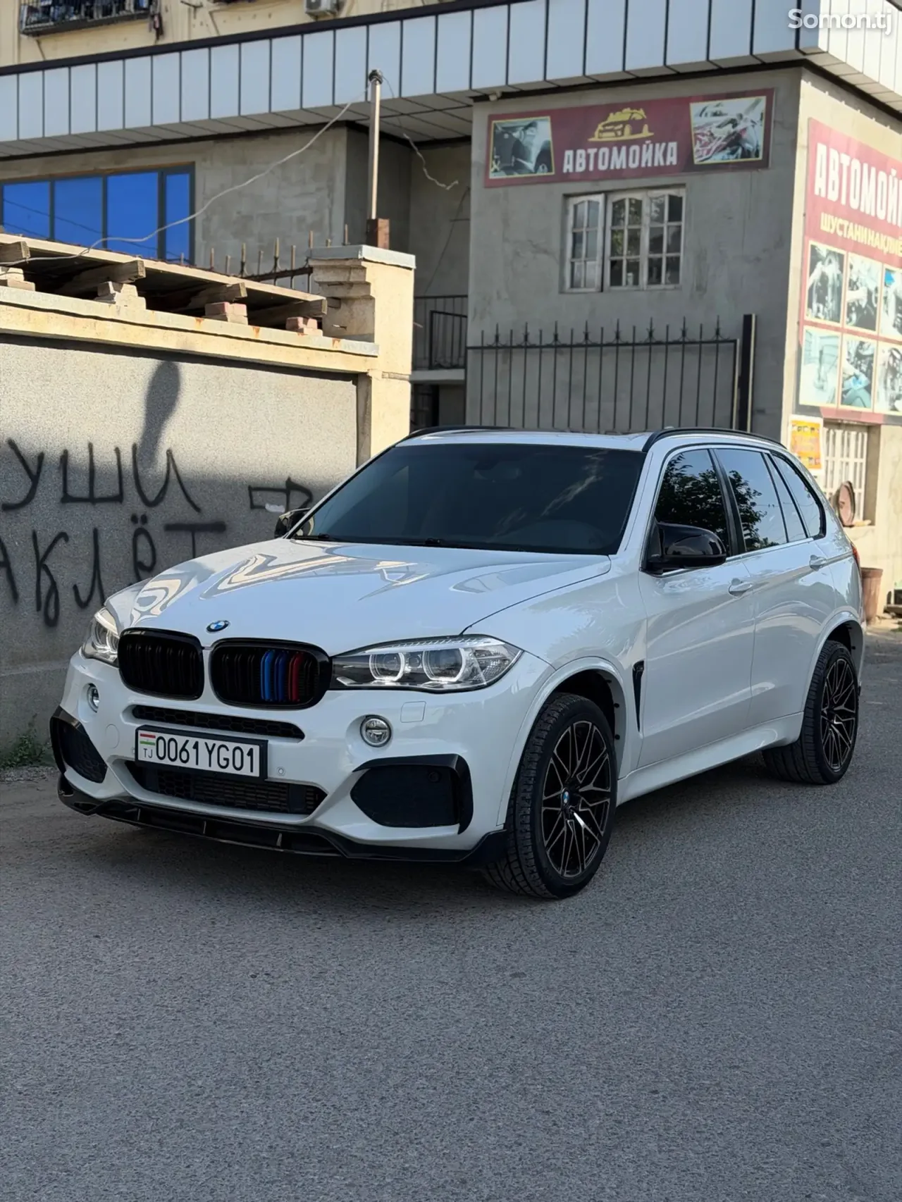 BMW X5 2016 · 3.0 AT